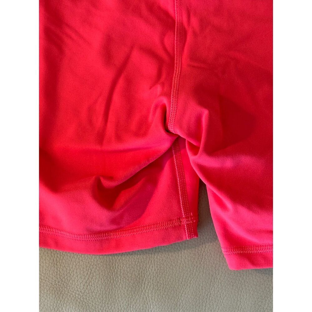 Lululemon Align High-Rise Shorts with Pockets 6" Size 8 Pink Excellent Condition - Picture 6 of 8